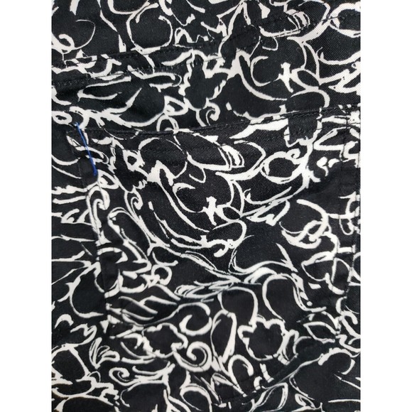 Christopher & Banks women's size 10 capris black & white print zip  pockets - Picture 6 of 8